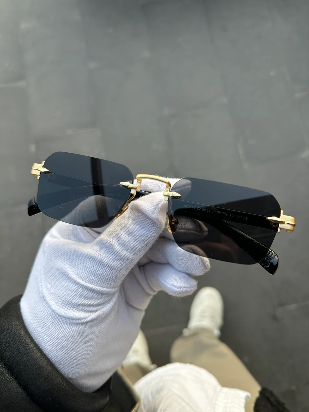 Elio Gold Black - Siyah Camlı Kemik Menteşeli Güneş Gözlüğü